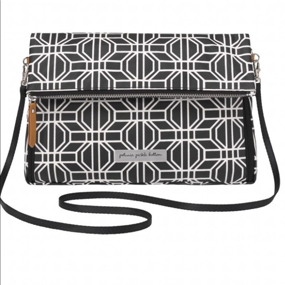 Petunia Pickle Bottom Handbags - Petunia Pickle bottom crossover clutch used 1x